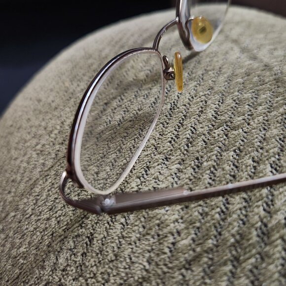 Adrienne Vittadini Eyeglasses Gold Frame & Black Case AV6012 Size: 108 47 19 135 - Picture 3 of 13